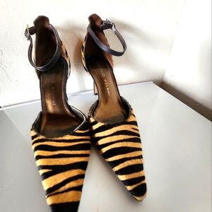 ANTONIO MELANI Animal print leather heels SIZE 8M